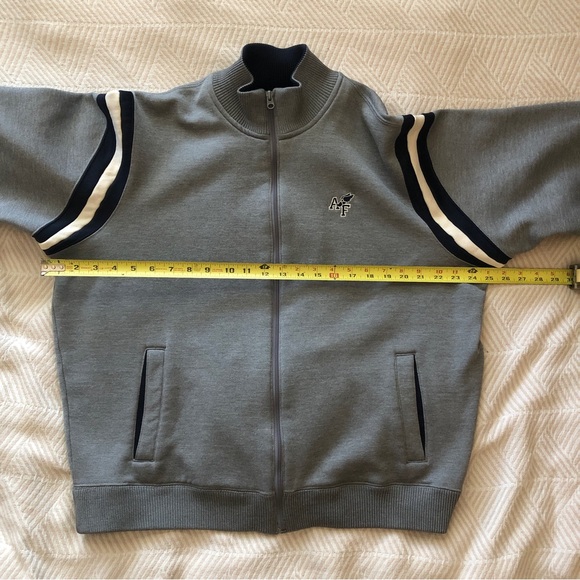 Abercrombie and Fitch vintage track jacket - Picture 4 of 7